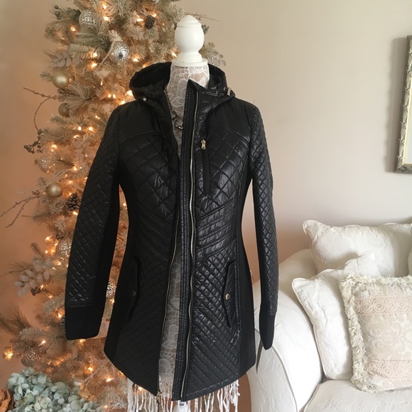 New! 😍MICHAEL KORS jacket -hood is not detachable - Picture 3 of 13